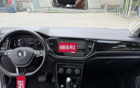 Volkswagen T-Roc I, 2022 год, 1 700 500 рублей, 4 фотография