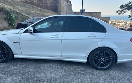 Mercedes-Benz C-Класс, 2013 год, 1 750 000 рублей, 4 фотография
