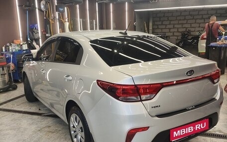 KIA Rio IV, 2020 год, 1 565 000 рублей, 3 фотография