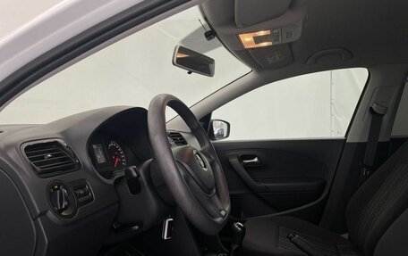 Volkswagen Polo VI (EU Market), 2019 год, 1 250 000 рублей, 10 фотография