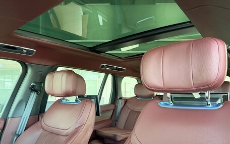 Land Rover Range Rover IV рестайлинг, 2026 год, 27 500 000 рублей, 11 фотография