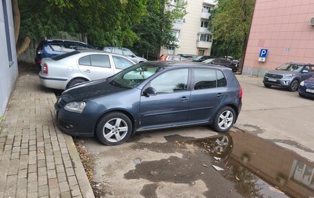 Volkswagen Golf V, 2008 год, 420 000 рублей, 1 фотография