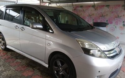 Toyota ISis I, 2012 год, 1 520 000 рублей, 1 фотография
