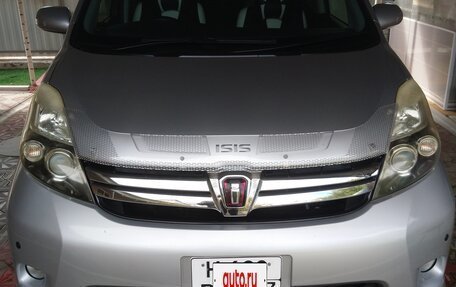 Toyota ISis I, 2012 год, 1 520 000 рублей, 2 фотография