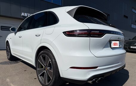 Porsche Cayenne III, 2022 год, 14 850 000 рублей, 3 фотография