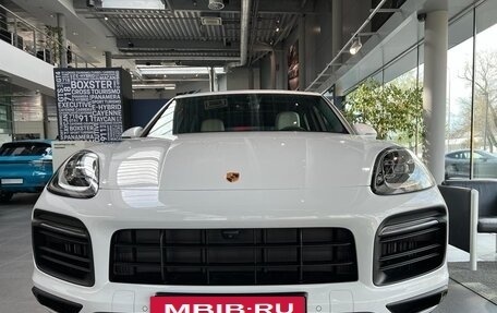 Porsche Cayenne III, 2022 год, 14 850 000 рублей, 2 фотография