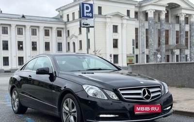 Mercedes-Benz E-Класс, 2011 год, 1 300 000 рублей, 1 фотография