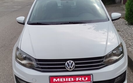 Volkswagen Polo VI (EU Market), 2017 год, 900 000 рублей, 1 фотография