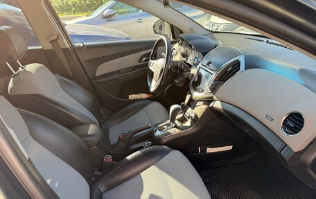 Chevrolet Cruze II, 2014 год, 600 000 рублей, 10 фотография