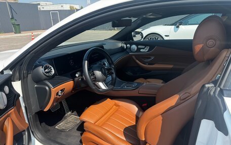 Mercedes-Benz E-Класс, 2020 год, 4 950 000 рублей, 10 фотография