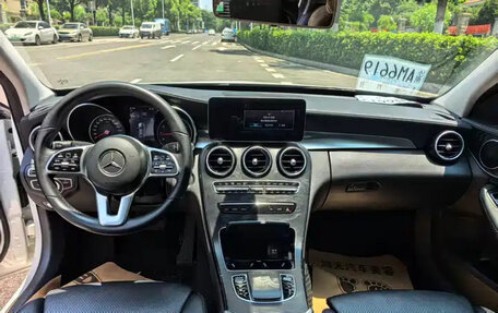 Mercedes-Benz C-Класс, 2019 год, 1 990 000 рублей, 4 фотография