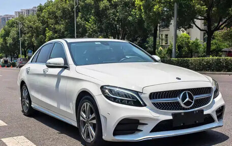 Mercedes-Benz C-Класс, 2019 год, 1 990 000 рублей, 3 фотография
