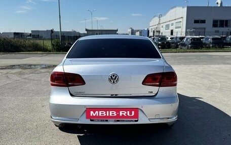 Volkswagen Passat B7, 2012 год, 1 300 000 рублей, 6 фотография