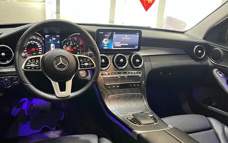 Mercedes-Benz C-Класс, 2019 год, 2 100 000 рублей, 6 фотография