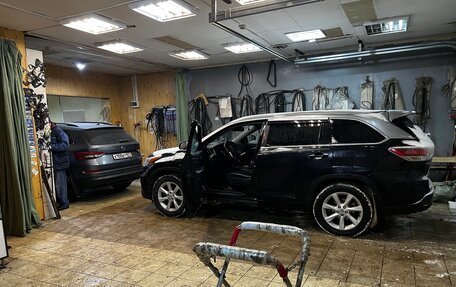 Toyota Highlander III, 2014 год, 2 700 000 рублей, 9 фотография