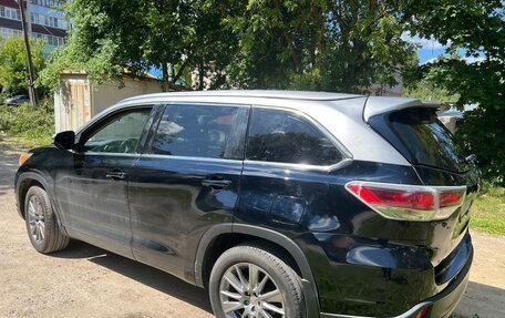 Toyota Highlander III, 2014 год, 2 700 000 рублей, 13 фотография