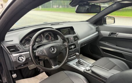Mercedes-Benz E-Класс, 2011 год, 1 300 000 рублей, 7 фотография