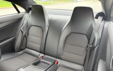 Mercedes-Benz E-Класс, 2011 год, 1 300 000 рублей, 11 фотография