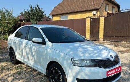 Skoda Rapid I, 2018 год, 1 350 000 рублей, 8 фотография