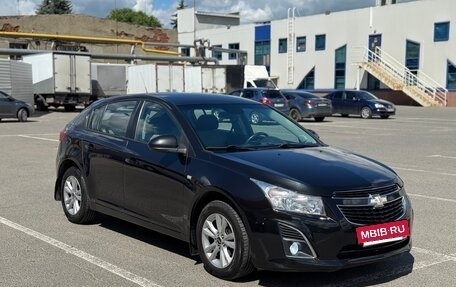 Chevrolet Cruze II, 2013 год, 900 000 рублей, 2 фотография