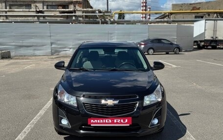 Chevrolet Cruze II, 2013 год, 900 000 рублей, 6 фотография