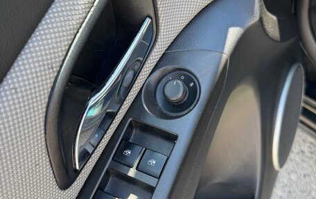 Chevrolet Cruze II, 2013 год, 900 000 рублей, 12 фотография