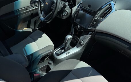 Chevrolet Cruze II, 2013 год, 900 000 рублей, 15 фотография