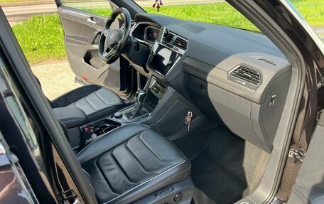 Volkswagen Tiguan II, 2021 год, 3 430 000 рублей, 16 фотография