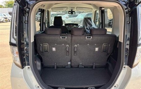 Toyota Roomy I, 2023 год, 1 051 009 рублей, 13 фотография