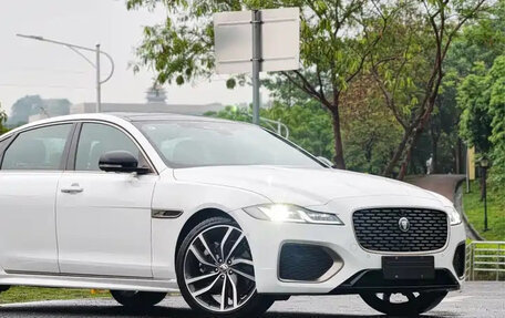 Jaguar XF II, 2024 год, 5 600 000 рублей, 3 фотография