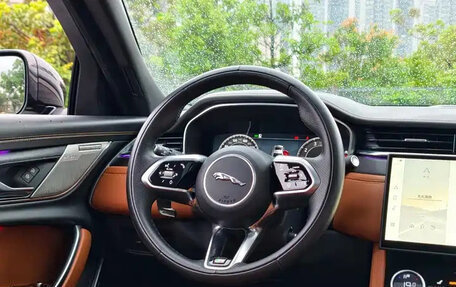 Jaguar XF II, 2024 год, 5 600 000 рублей, 8 фотография