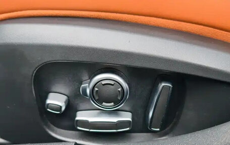 Jaguar XF II, 2024 год, 5 600 000 рублей, 13 фотография