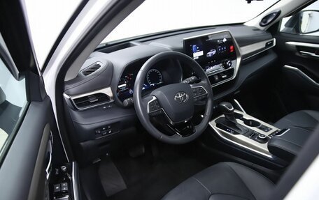 Toyota Highlander, 2025 год, 4 690 000 рублей, 11 фотография