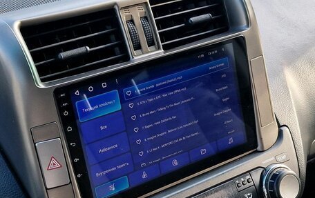Toyota Land Cruiser Prado 150 рестайлинг 2, 2012 год, 2 599 000 рублей, 15 фотография