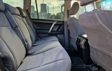 Toyota Land Cruiser Prado 150 рестайлинг 2, 2012 год, 2 599 000 рублей, 28 фотография