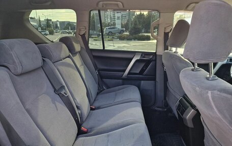 Toyota Land Cruiser Prado 150 рестайлинг 2, 2012 год, 2 599 000 рублей, 27 фотография