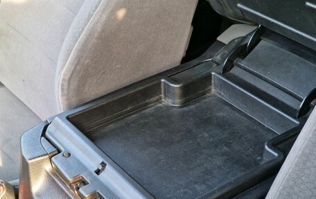 Toyota Land Cruiser Prado 150 рестайлинг 2, 2012 год, 2 599 000 рублей, 16 фотография