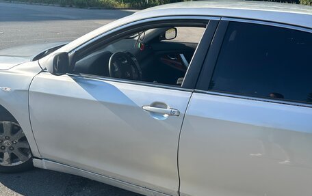 Toyota Camry, 2008 год, 600 000 рублей, 7 фотография