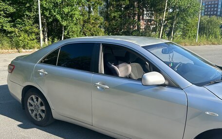 Toyota Camry, 2008 год, 600 000 рублей, 3 фотография