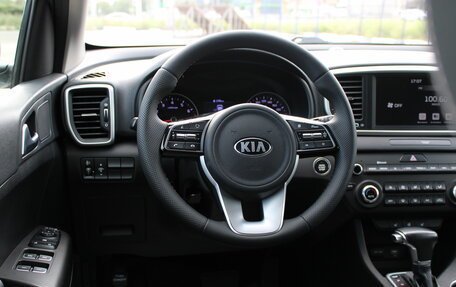KIA Sportage IV рестайлинг, 2020 год, 2 399 000 рублей, 31 фотография