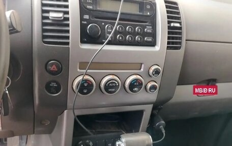 Nissan Pathfinder, 2005 год, 700 000 рублей, 3 фотография