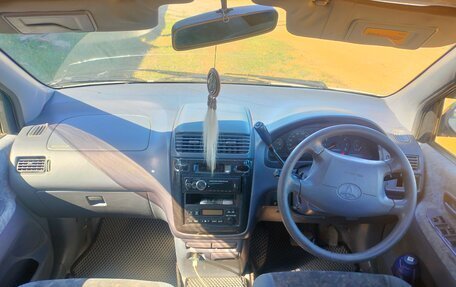 Toyota Ipsum II, 1999 год, 350 000 рублей, 3 фотография