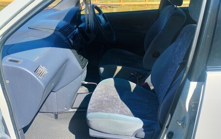 Toyota Ipsum II, 1999 год, 350 000 рублей, 11 фотография