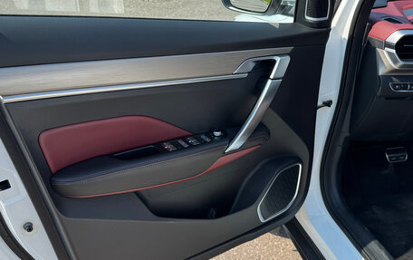 Geely Coolray I, 2023 год, 1 900 000 рублей, 11 фотография