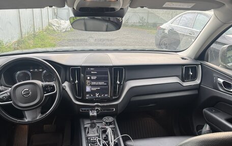 Volvo XC60 II, 2018 год, 1 980 000 рублей, 9 фотография