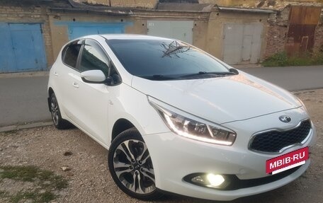 KIA cee'd III, 2014 год, 1 300 000 рублей, 17 фотография