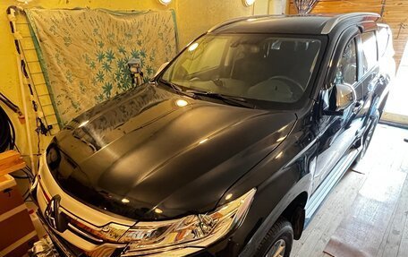 Mitsubishi Pajero Sport III рестайлинг, 2018 год, 4 150 000 рублей, 11 фотография
