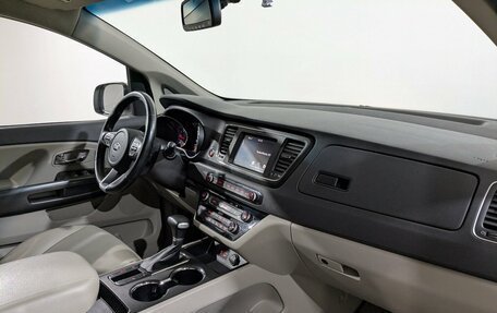 KIA Carnival III, 2020 год, 3 290 000 рублей, 15 фотография