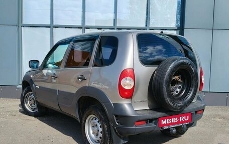 Chevrolet Niva I рестайлинг, 2017 год, 730 000 рублей, 6 фотография