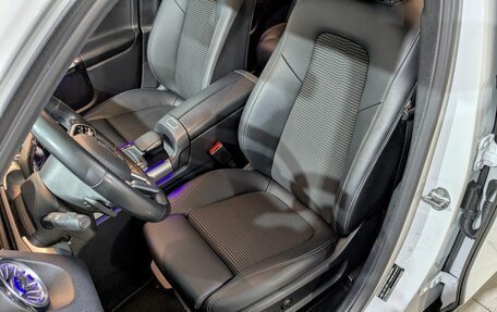 Mercedes-Benz GLB, 2021 год, 3 650 000 рублей, 3 фотография